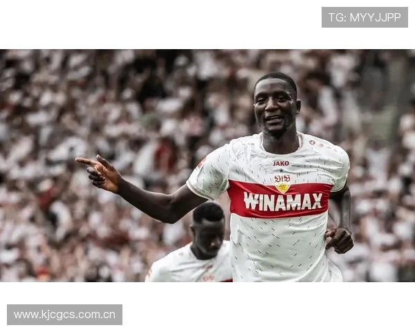 [德甲]多特蒙德前场3打4 吉拉西单刀推射破门.